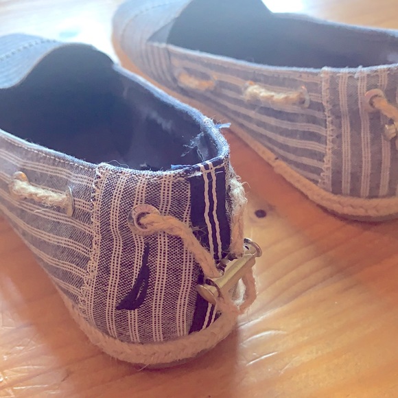 Nautica slip on Sumer flats - Picture 3 of 10